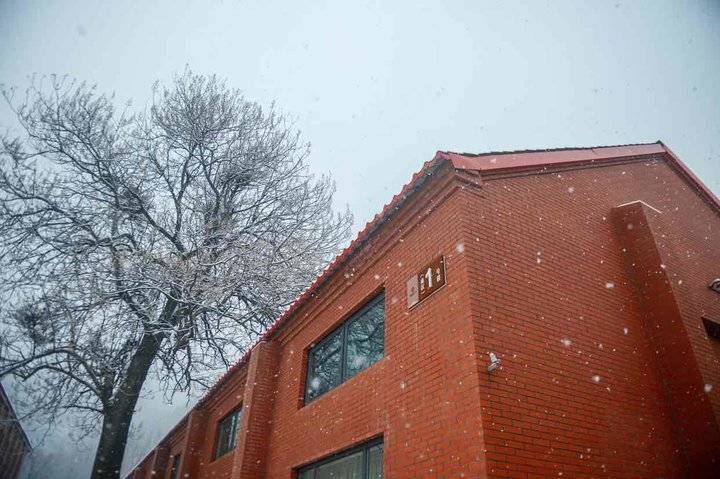 民宿|春节临近，下雪就去民宿看雪景吧