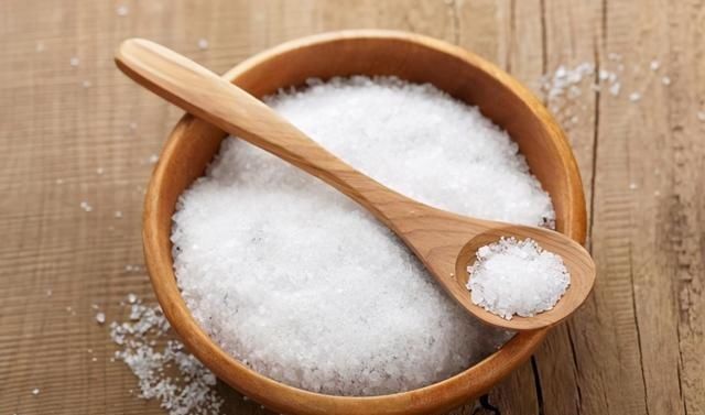 调味品|孩子吃盐别太晚,晚于这个时间不利于孩子发育,家长要多注意了