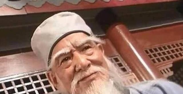 扫地僧$扫地僧武功再高强,也比不上此人,鸠摩智给出了答案