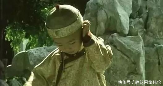 李叔同抛下两位美娇娘出家,妻子为此跪了几天几夜,他仍不理睬