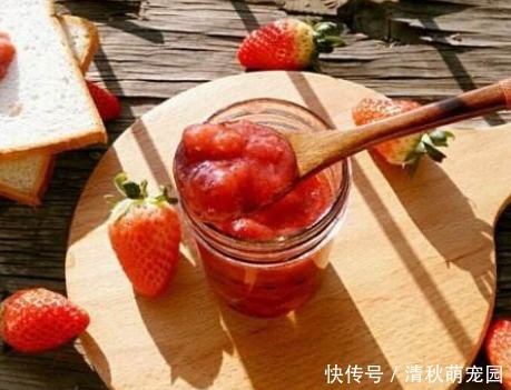 面包|吃不完的草莓怎么办做成草莓酱,方法教给你,早餐面包好伴侣