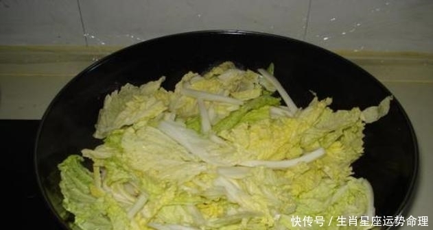 过后|大雪节气过后,炖菜更受欢迎,炖上一锅超暖胃,一碗米饭都不够吃