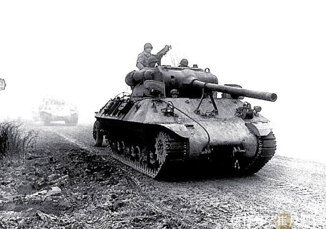 战役|突出部战役中的老照片：德军试图在造战争神话 杀伤美军9万人