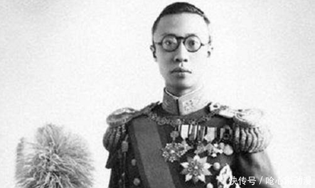 紫禁城|溥仪晚年重游故宫,从大殿一角拿出一样东西,众人心情都复杂了