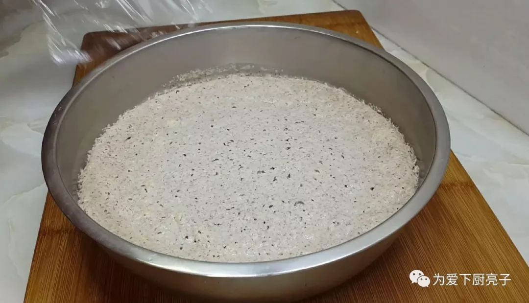 红豆|我家大米从不蒸米饭,加2个鸡蛋,不用烤不用蒸,出锅孩子抢着吃