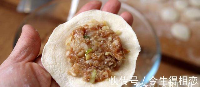 调白菜肉馅水饺，牢记“3放1不放”，肉馅不腥不柴不破皮不出水