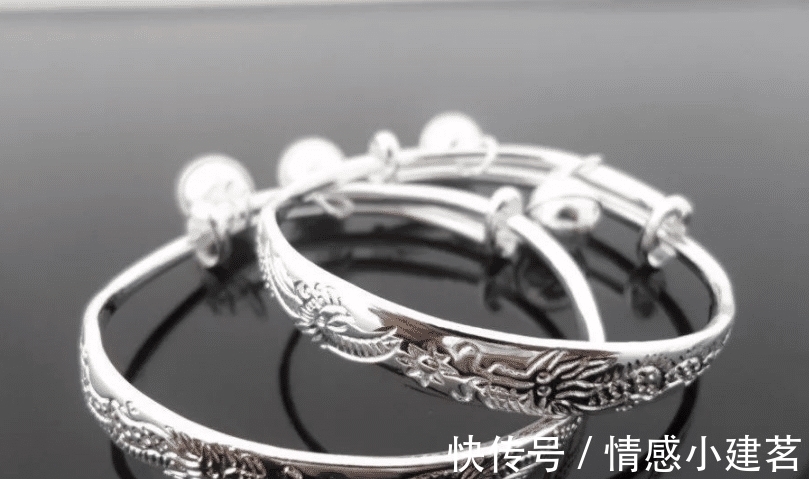 戒指 你知道怎么辨别真假银饰吗？