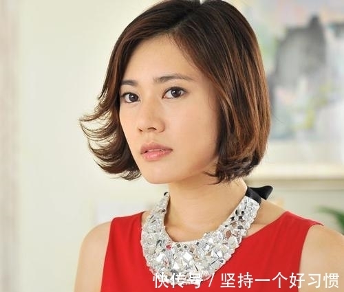 迪丽热巴 发型真能改变气质吗?这些逆袭女主,换个新发型人生也开挂了!