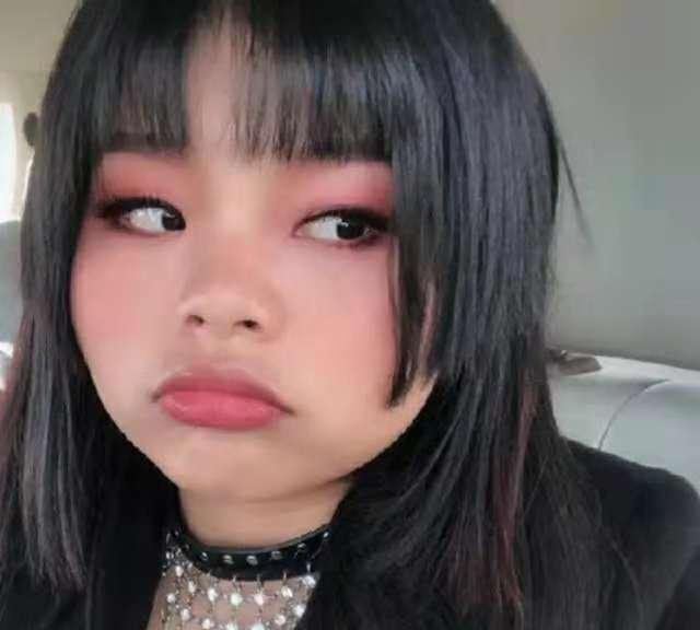 脸型|脸大头大,身材比较矮胖、皮肤偏黑黄的女生适合什么发型?