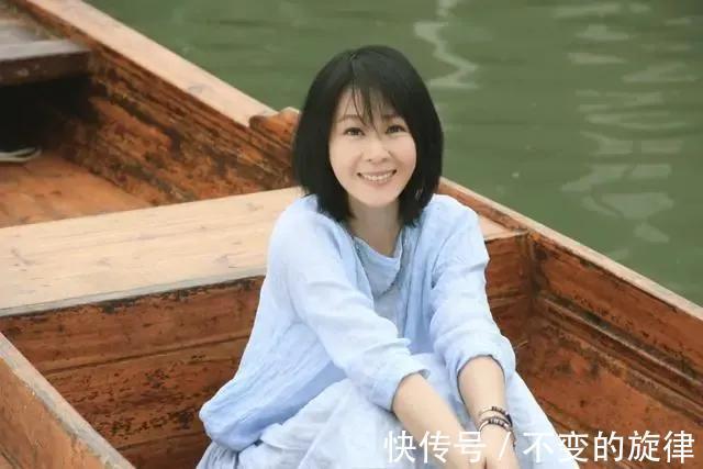 “厨子老师黄”和文艺女神“奶茶”的瓜