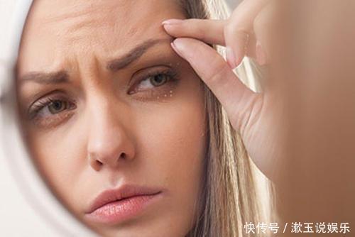 丘疹|长了脂肪粒怎么办不能用手抠也不能抓挠,教你真正的去除办法