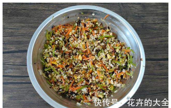 延展性|做馅饼,和面时多加2样食材,馅饼皮薄柔软,凉了也不硬