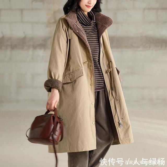 严寒初冬，这“加绒外套”是不可缺少的，上身真的太高雅大气了