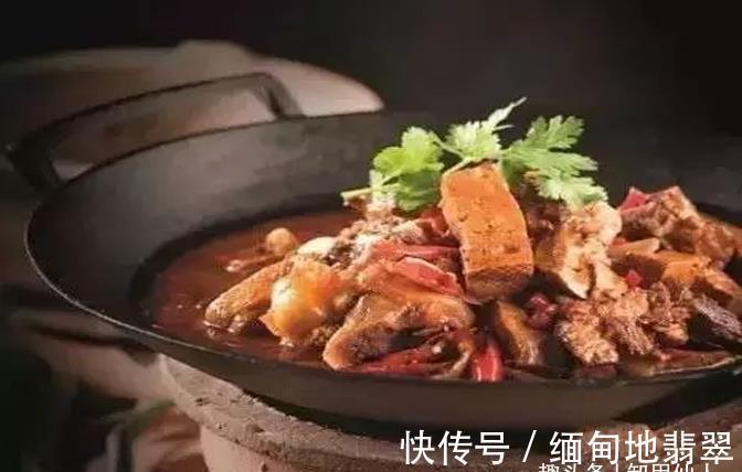 白切牛|美食推荐：白切牛肋骨、香翻天、土炉骨汤浸豆腐制作方法