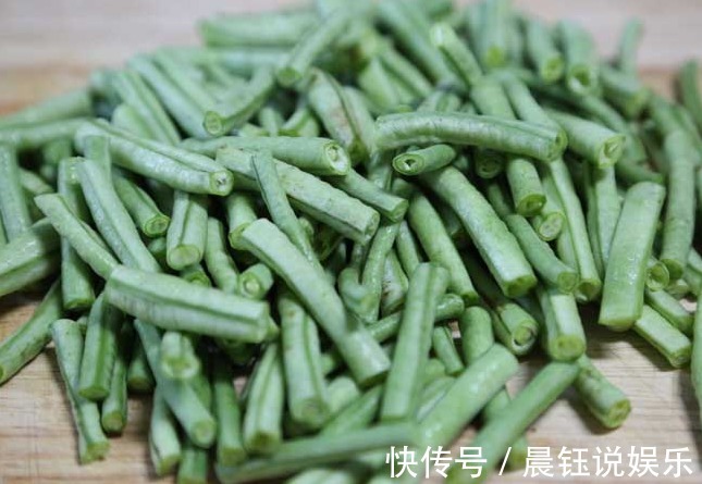 胡萝卜素|爱吃豆角的人注意!这种东西不可以和豆角一起吃的。后悔才知道!