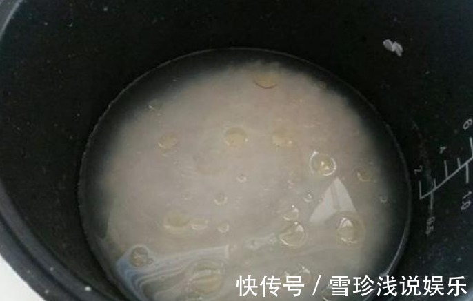 煮米饭，直接加水煮是大错，多做2步，米饭松软香甜，颗粒分明