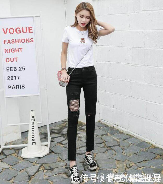 版型|阳光朝气的牛仔裤美女,展现婀娜身姿,魅力十足!