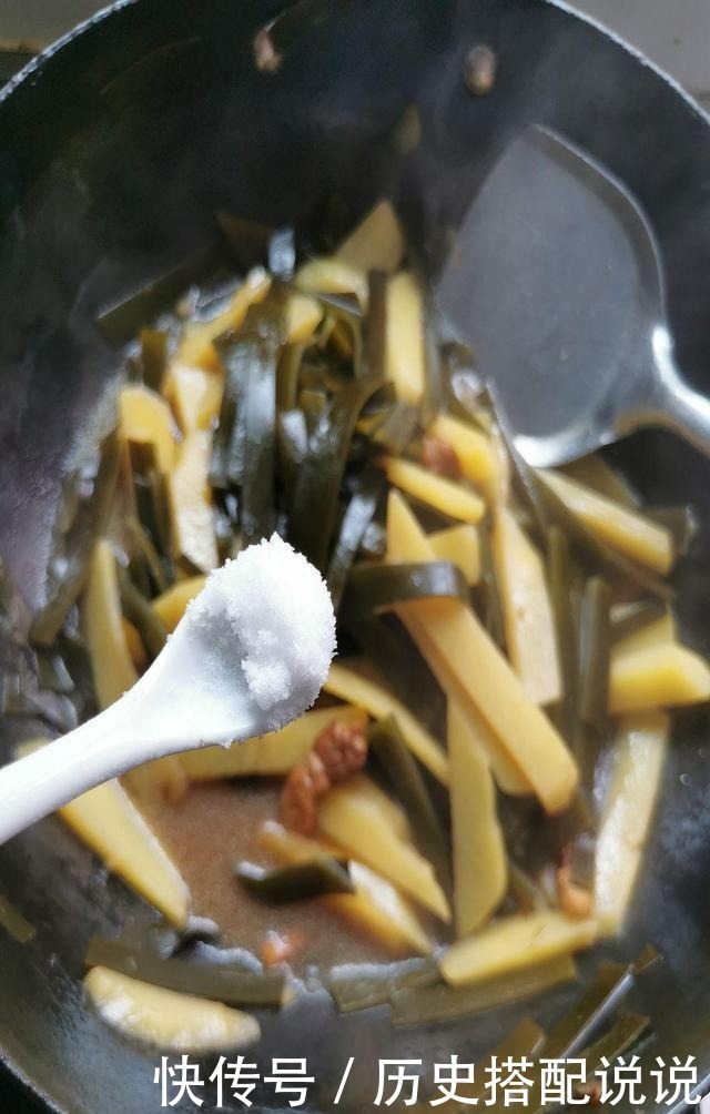 它是“清肠能手”,和土豆一起炒,隔天排宿便,口臭便秘都没了