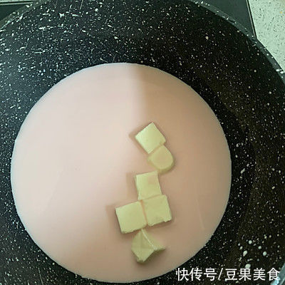 美味|草莓味奶酪棒在家做，美味又营养，轻松又简单