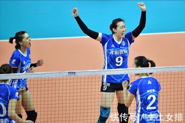国家队|幸运!昔日才女赛点登场堪比魏秋月,在女排国家队斩获一冠一季