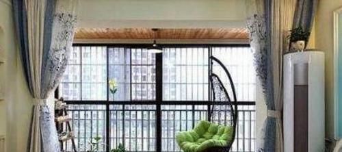 隔断|客厅和阳台别再做隔断了，聪明人都装成这样，美观又实用