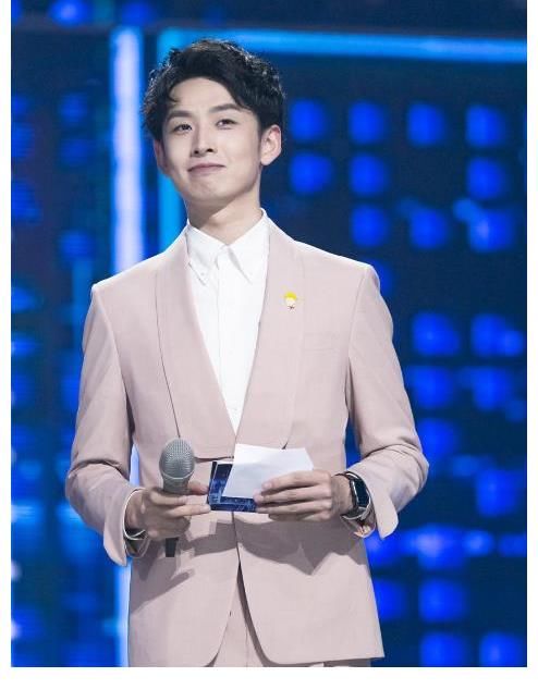 快樂大本營|這次下狠手了，《快本》丁程鑫疑被除名，“嘉賓主持”成為過去式