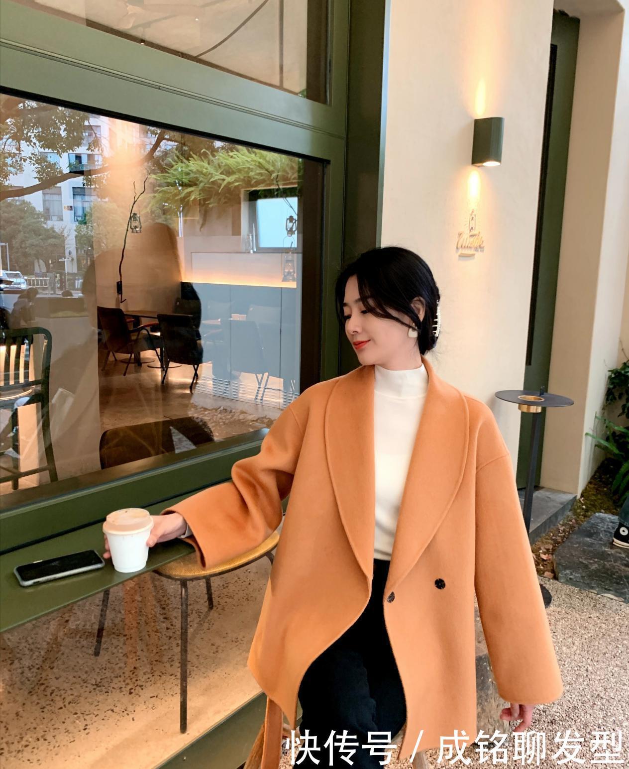 更多|女性到了四十岁,有必要学会更多的穿搭方法,凭借气质这块你就赢