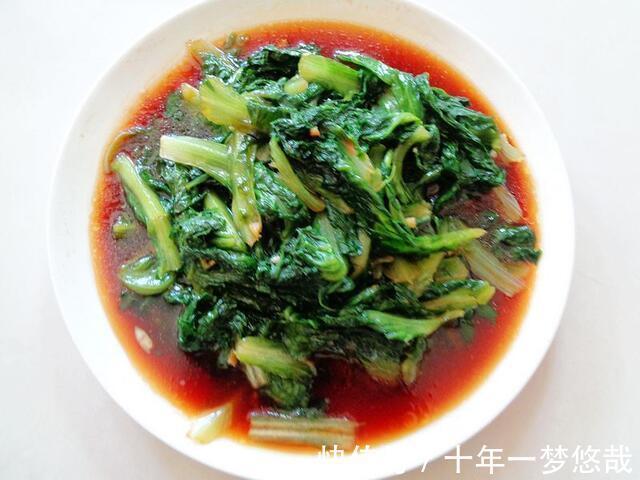 看我家周末午餐,饭菜一锅出,荤素搭配省钱省力,真好吃