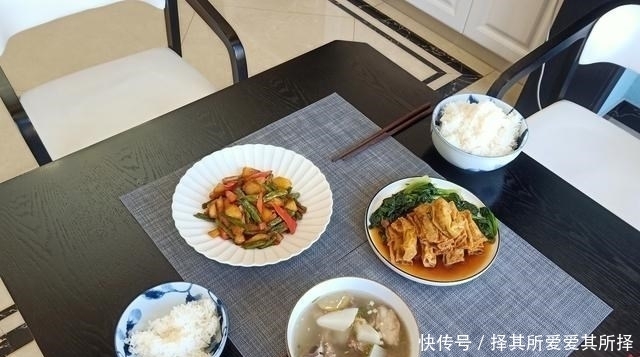 这才是神兽喜欢的菜，清爽精致又鲜美，一发朋友圈：多1个女儿