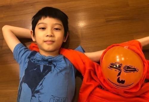 哈佛|右脑发达的孩子,是学霸潜力股,哈佛教授:三岁前用五分钟暗示法