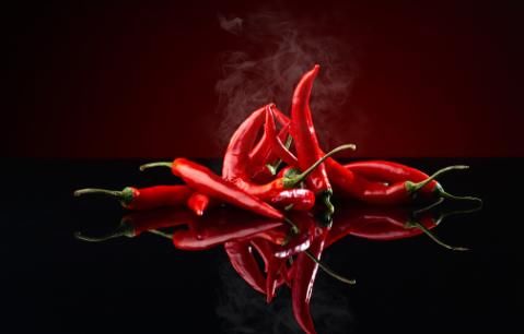 高血压|喝牛奶会升高血压？医生苦劝：不想血压“飙升”，趁早远离这3物