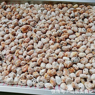 蛋粉|辣蛋粉粉烤花生的做法