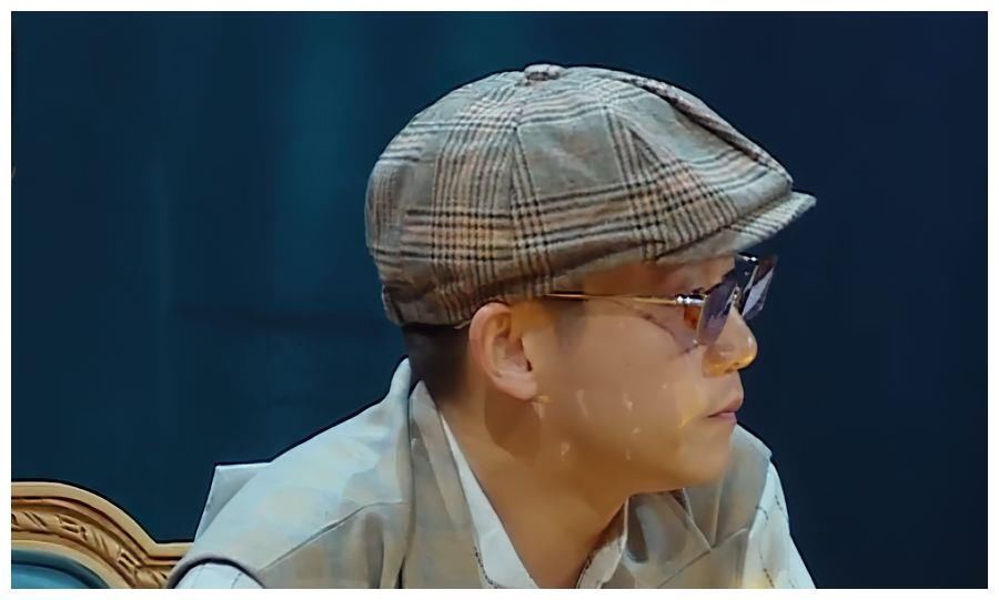 b鄭愷為何全程戴墨鏡?得知真相后莫名心酸,恐怕只有楊穎能懂