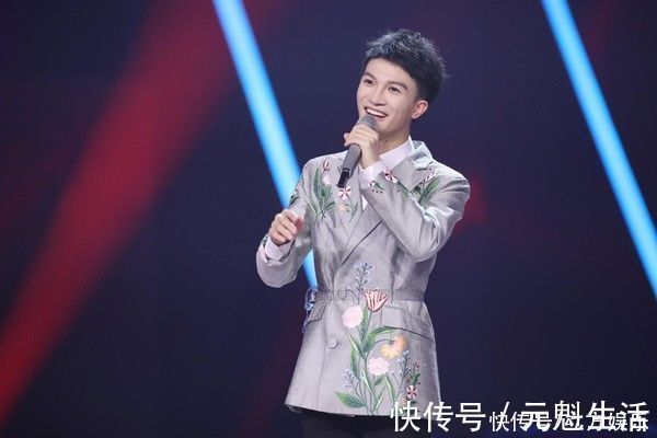 两面人?周深被曝曾当面羞辱肖战,却对《创4》翻版肖战赞不绝口