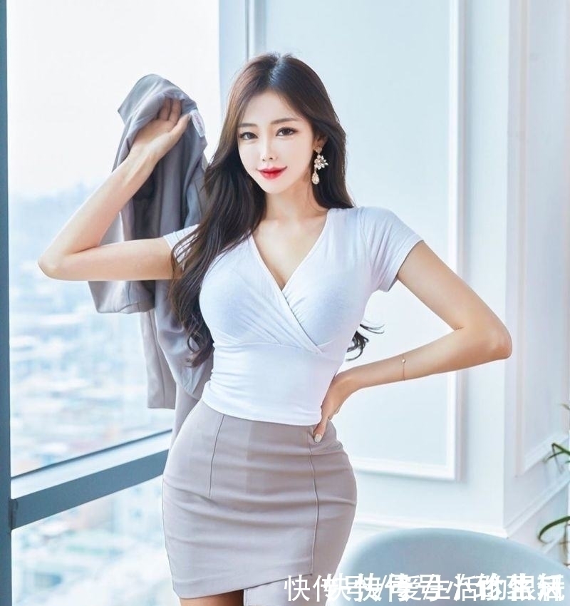 半身裙 心动女生系列32经典职业装时尚优雅,浅色系的搭配,尽显成熟干练