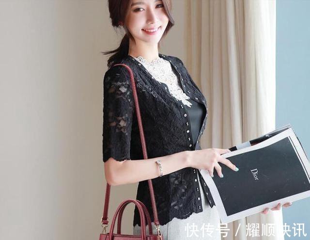 挎包|双肩包不流行了,看小姐姐的斜挎包,不仅时尚还减龄