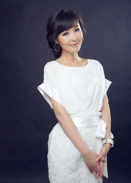 美女|山东卫视美女主持人:杨蕊