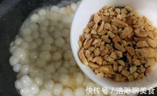 甜品|入冬后，这甜品我家隔三差五吃，一煮一炒，甜甜糯糯，热乎又暖胃