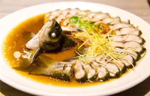 蒸鱼豉油|生抽、老抽、味极鲜、蒸鱼豉油、蚝油以及鱼露的区别和用法