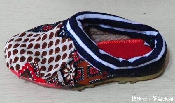 穿旧的毛衣不要扔,剪刀随便剪一刀,变成每家都需要的宝贝