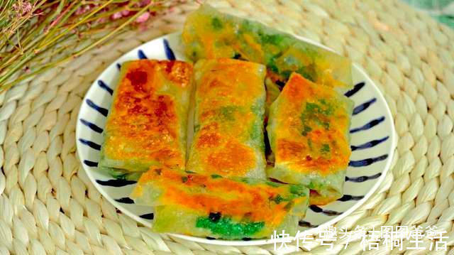 搅拌均匀|早餐别吃包子馒头了,1块钱饺子皮,5种巧用,美味解馋,孩子最爱