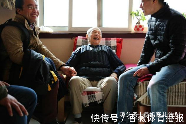 澳大利亚|国外孩子18岁后不问父母要钱?没那么简单,这种啃老方式更打脸