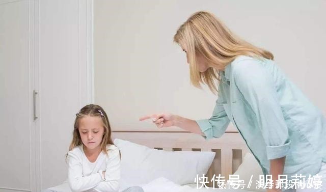 行为|孩子最讨厌父母的五大行为，第一个就是它……！