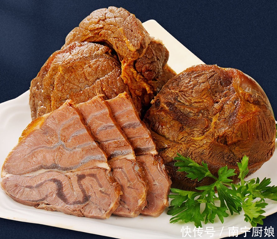 老酒鬼们公认的“4大下酒菜”,一小碟就能喝到天亮,不醉不归