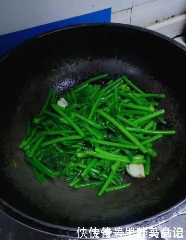 小蛮腰|某菜是个宝,隔三差五吃,排湿安眠,可惜很多人都扔了