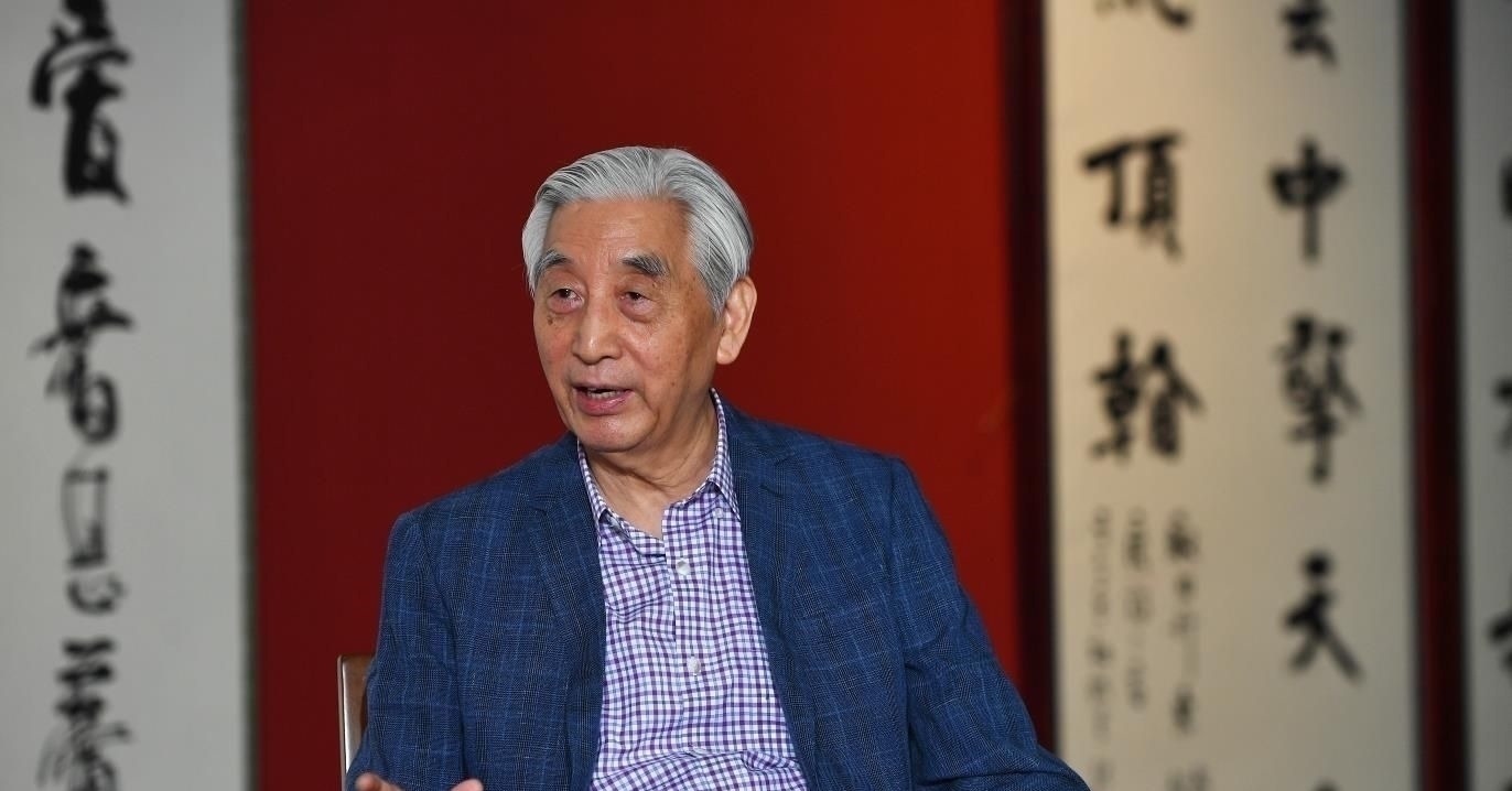 草隶!他连任两届书协主席,虽书法曾引争议,但写出个人风格值得肯定