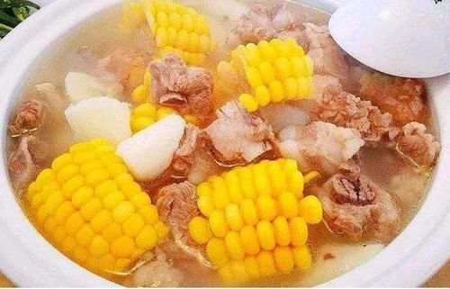 炖排骨|炖排骨汤,先焯水或者直接炖都不对,学会正确做法,肉软汤鲜