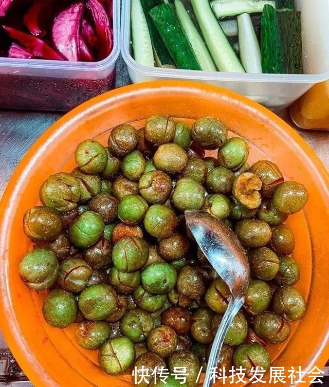 从头吃到尾的平西夜市,没有人能饿着出来!