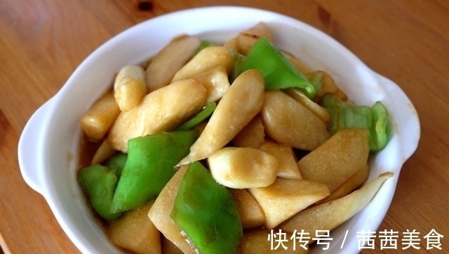 普通人家的家常午餐,四菜一汤一主食,做法简单,家人爱吃