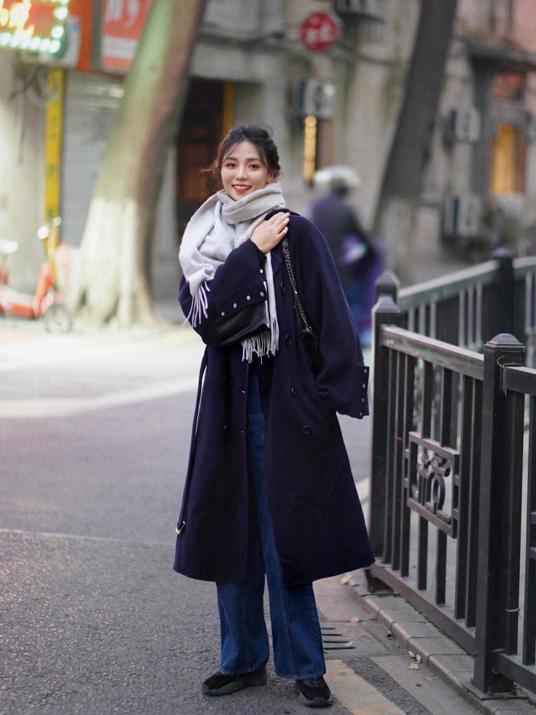 梨形身材 “阔腿裤”很适合梨形身材的女生,搭毛衣和外套温暖优雅,超好看